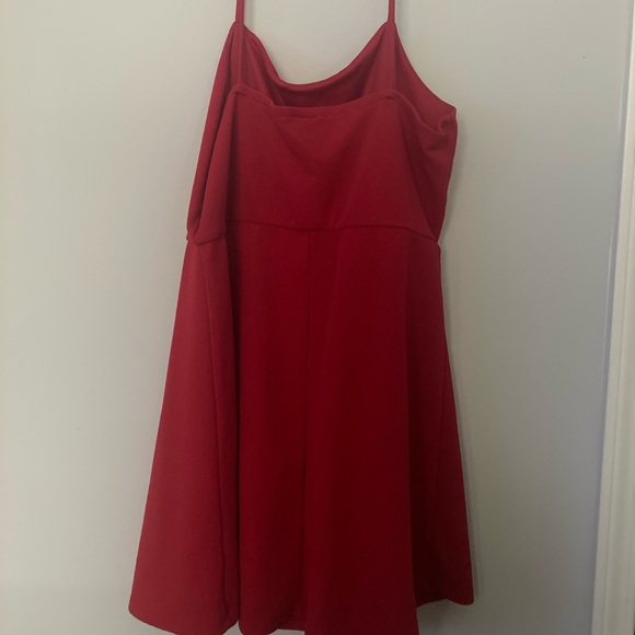 Red Dress - Picture 2 of 3